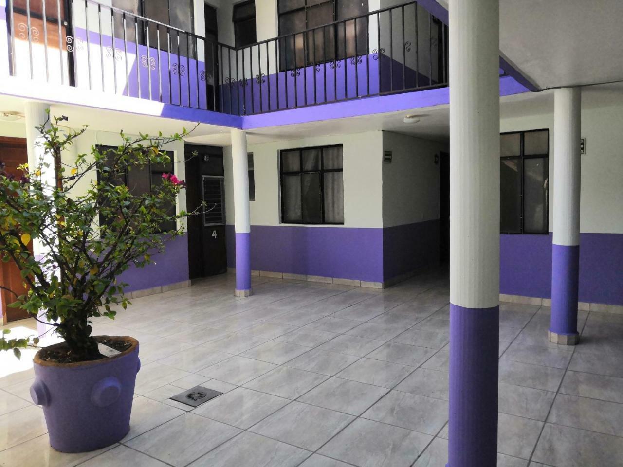 Hotel Los Arcos Pénjamo Kültér fotó